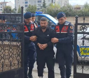 bafrada ailevi tartisma sonrasi cinayet supheli teslim oldu gra9bHWL.jpg