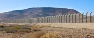 israil ordusu misir sinirinda kacakcilik girisiminde bulunan bir kisiyi oldurdu hhsOc7lF.jpg